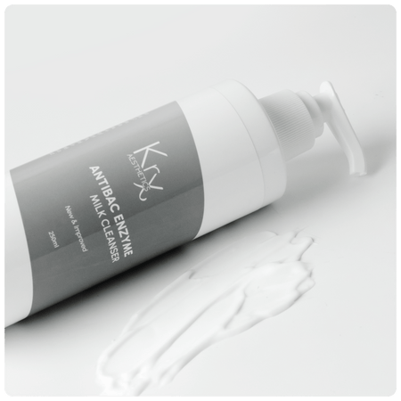 Lait Démaquillant Nettoyant Enzymatique & Antibactérien - 250 ml - Cosmétique professionnelle KRX Aesthetics Suisse